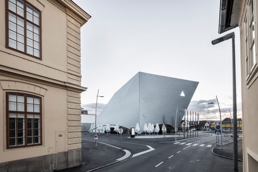 State Gallery by Marte.Marte architekten