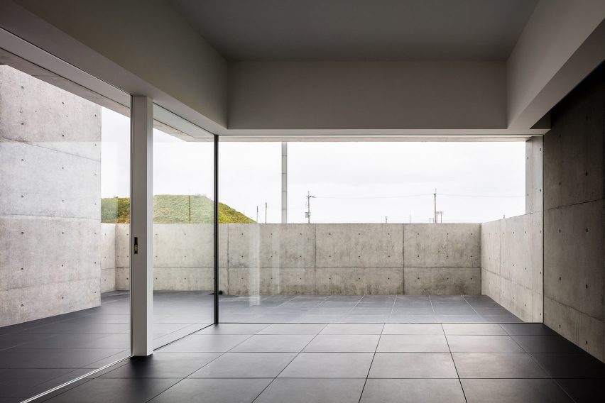 Tranquil House by FORM Kouichi Kimura Architects