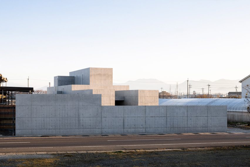Tranquil House by FORM Kouichi Kimura Architects