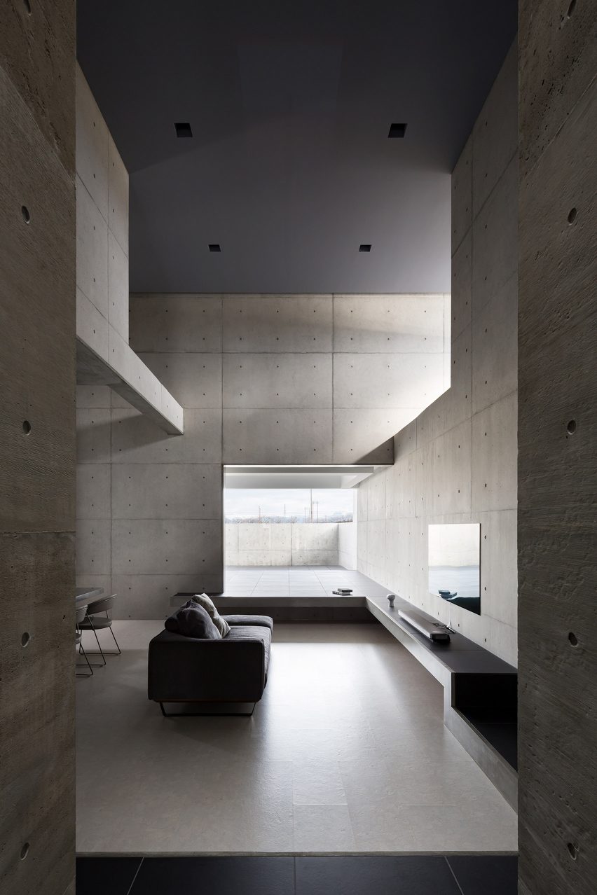 Tranquil House by FORM Kouichi Kimura Architects