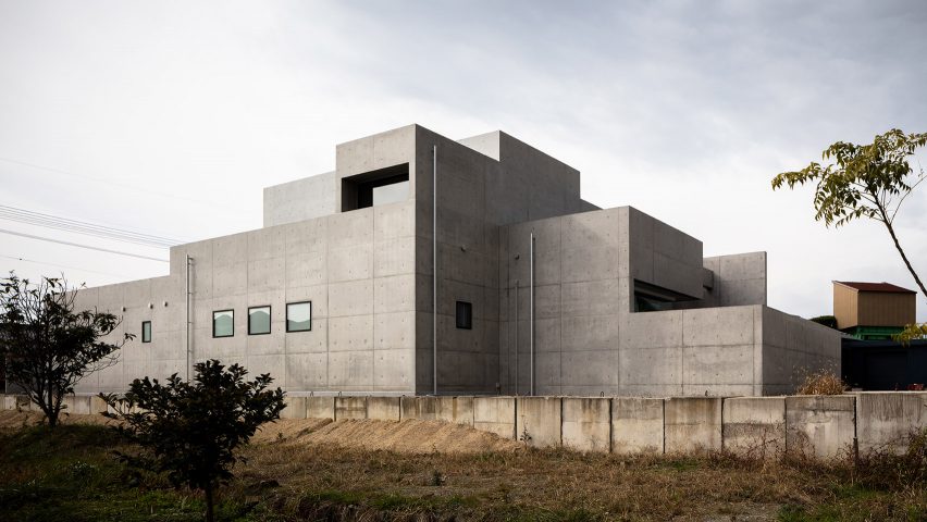 Tranquil House by FORM Kouichi Kimura Architects