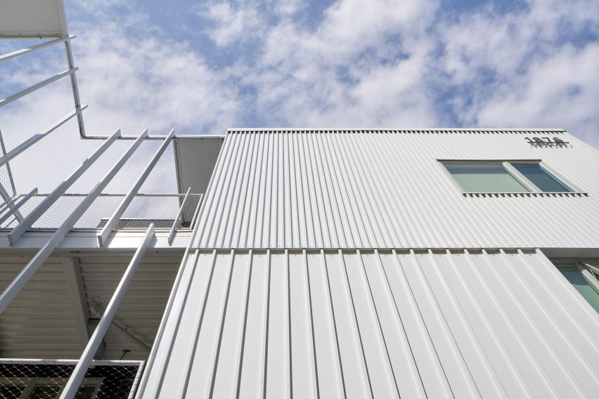 UCSB San Joaquin student housing by LOHA