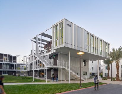 UCSB San Joaquin student housing by LOHA