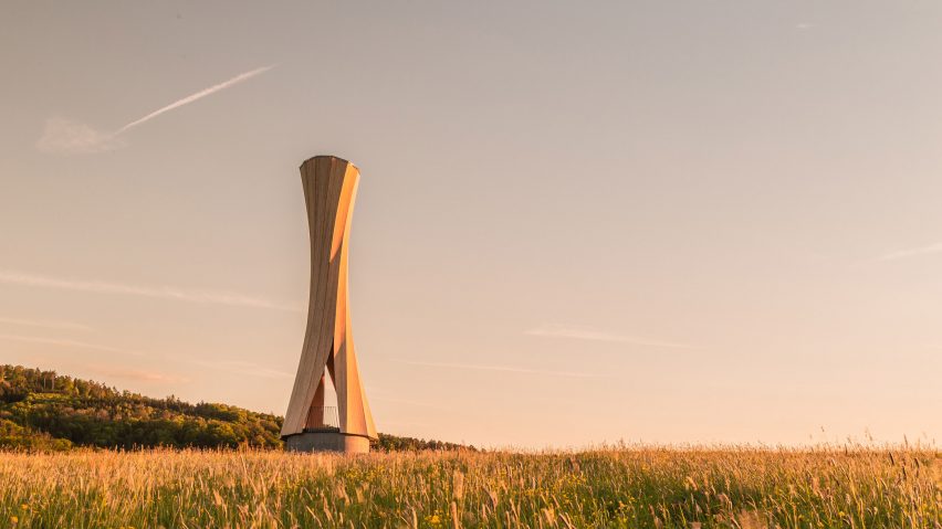 University of Stuttgart makes Urbach Tower from self-shaping wood