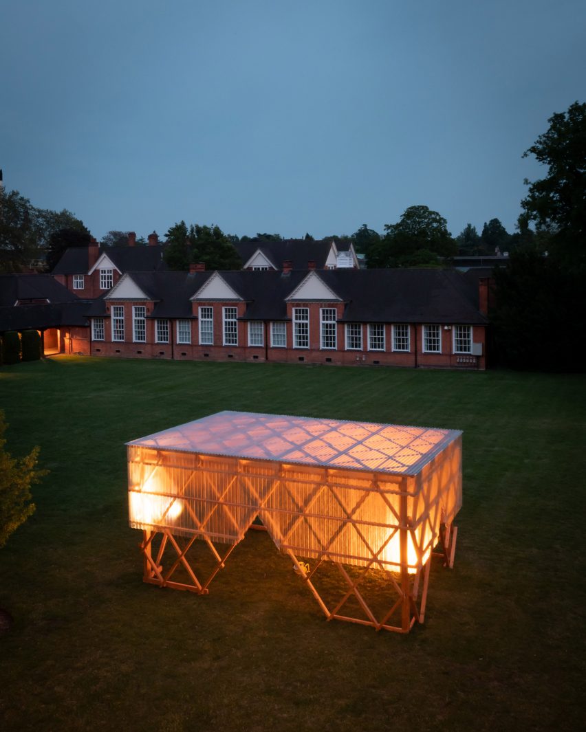 Urban Room pavilion by Invisible Studio and students at the University of Reading