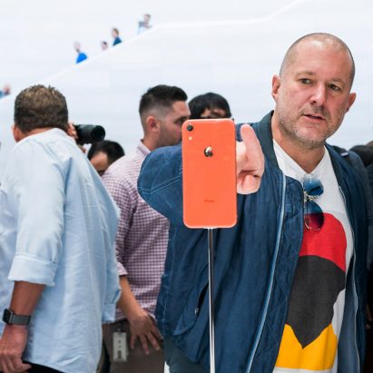 Jony Ive leaves Apple