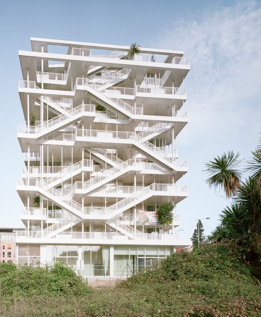 ANIS Office Building by Nicolas Laisné Architectes