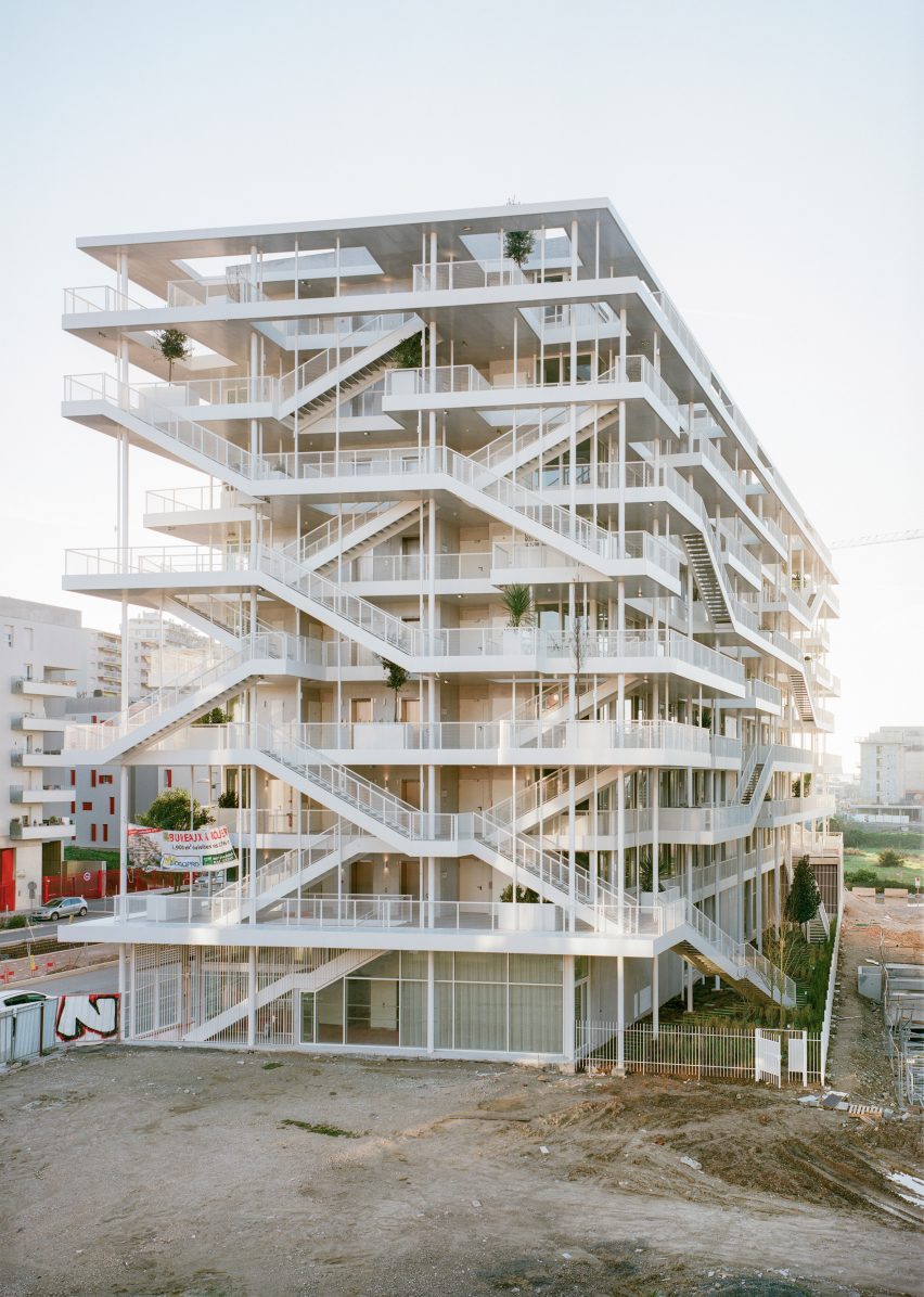 ANIS Office Building by Nicolas Laisné Architectes