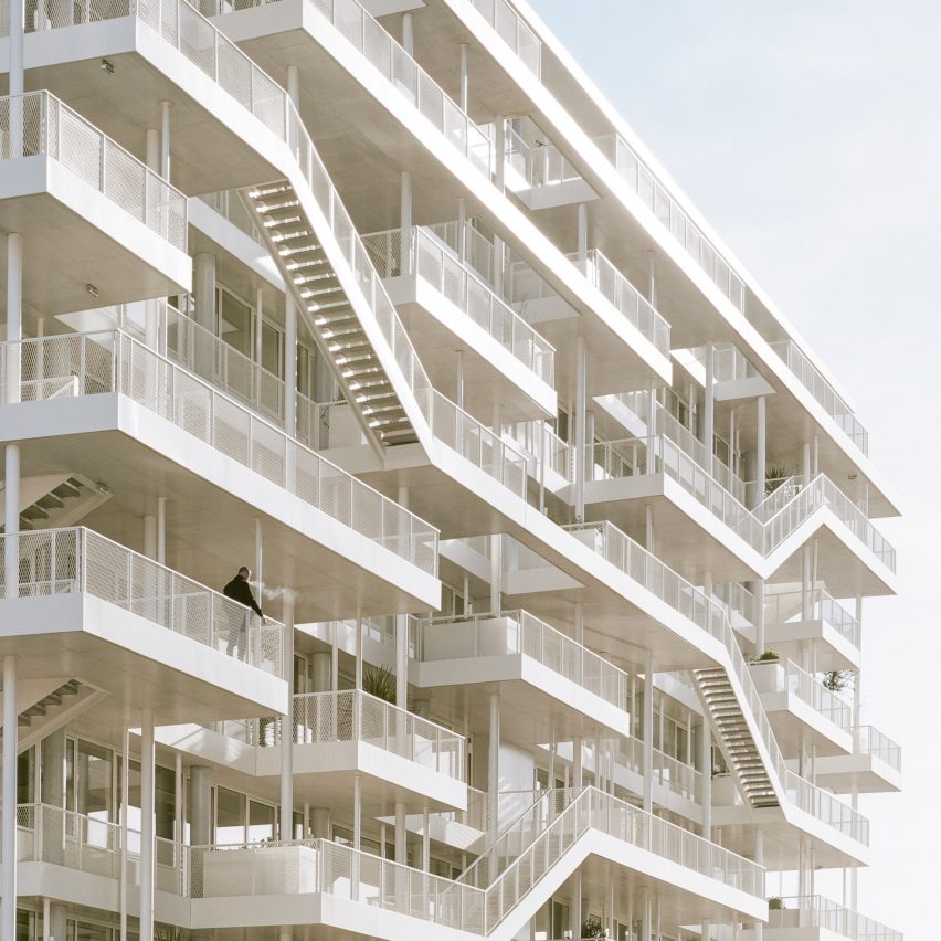ANIS Office Building by Nicolas Laisné Architectes