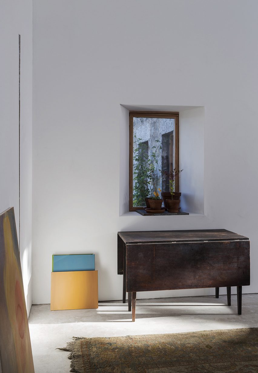 Aviemore studio by Morales Finch