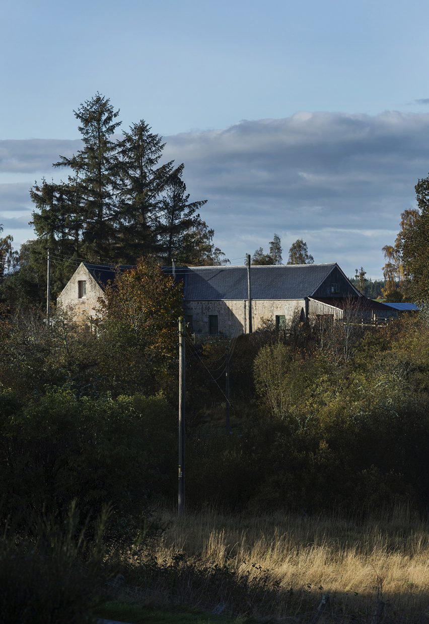 Aviemore studio by Morales Finch