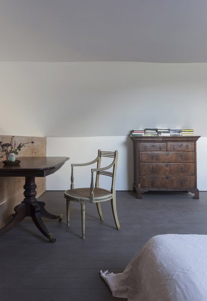Aviemore studio by Morales Finch
