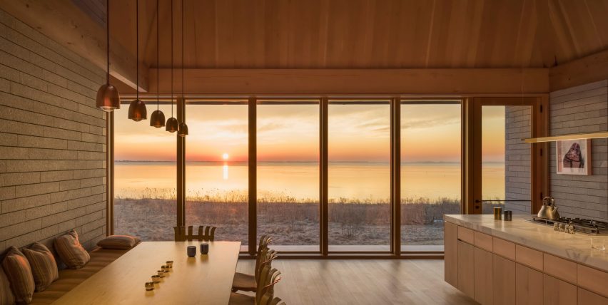 Bayhouse by Studio Rick Joy
