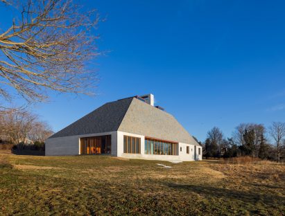 Bayhouse by Studio Rick Joy
