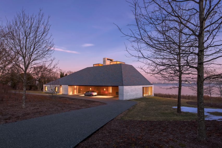 Bayhouse by Studio Rick Joy