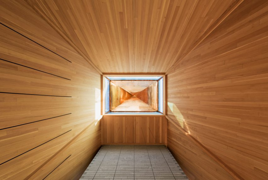 Bayhouse by Studio Rick Joy