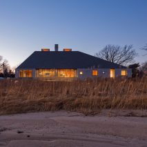 Bayhouse by Studio Rick Joy