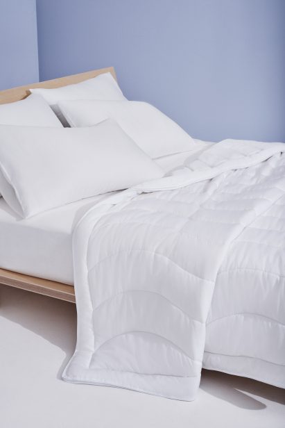 Breeze plant based comforter by Buffy