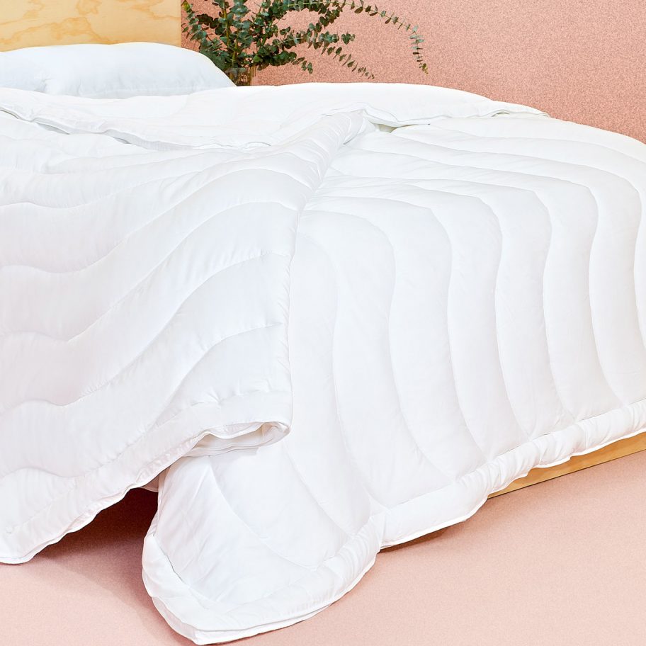 Breeze plant based comforter by Buffy