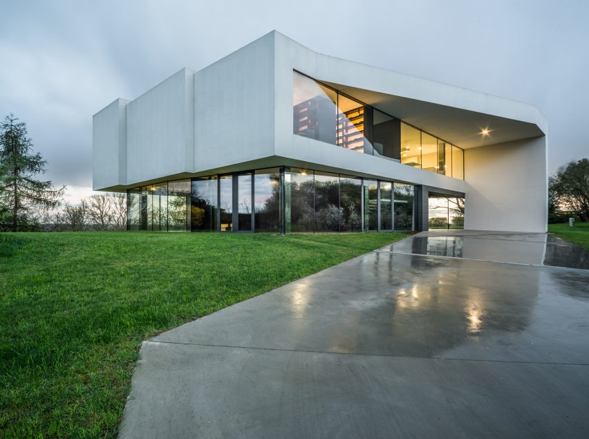 By the Way House by Robert Konieczny KWK Promes