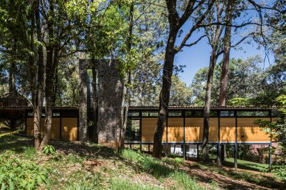 Casa Luzia by Saavedra Arquitectos in Avandaro, Mexico