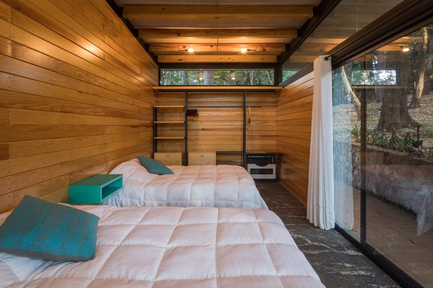 Casa Luzia by Saavedra Arquitectos in Avandaro, Mexico
