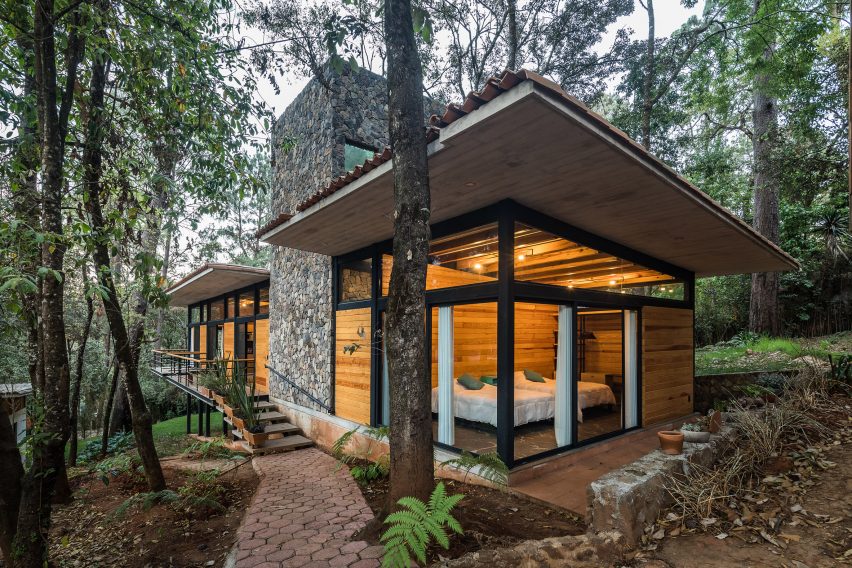 Casa Luzia by Saavedra Arquitectos in Avandaro, Mexico