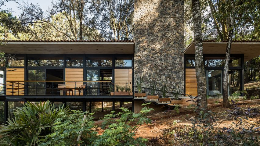 Casa Luzia by Saavedra Arquitectos in Avandaro, Mexico