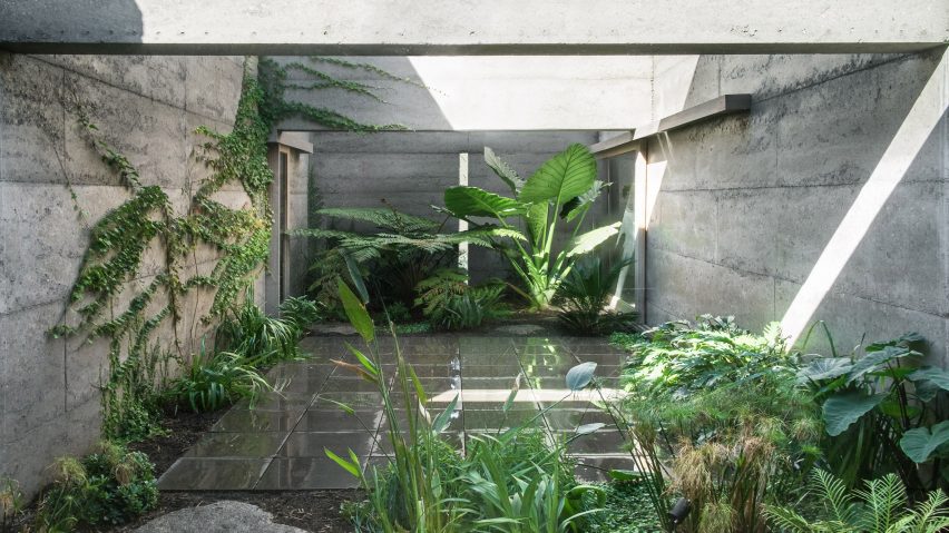 Cloister House by MORG