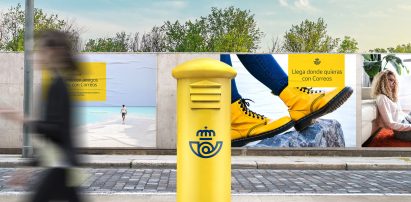 Summa rebrands Spanish postal service retaining distinctive elements