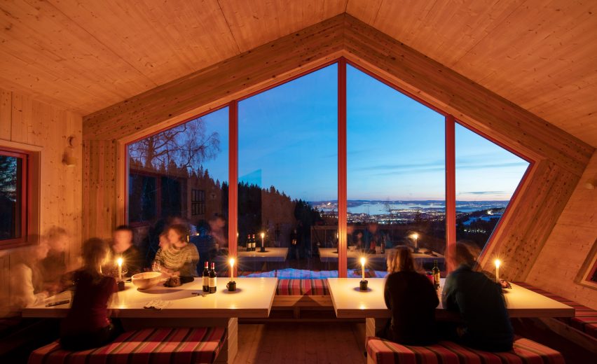 Fuglemyrhytta self-service cabin overlooking the Oslofjord in Norway by Snøhetta