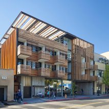 Harmon Guest House in Sonoma, California by David Baker Architects