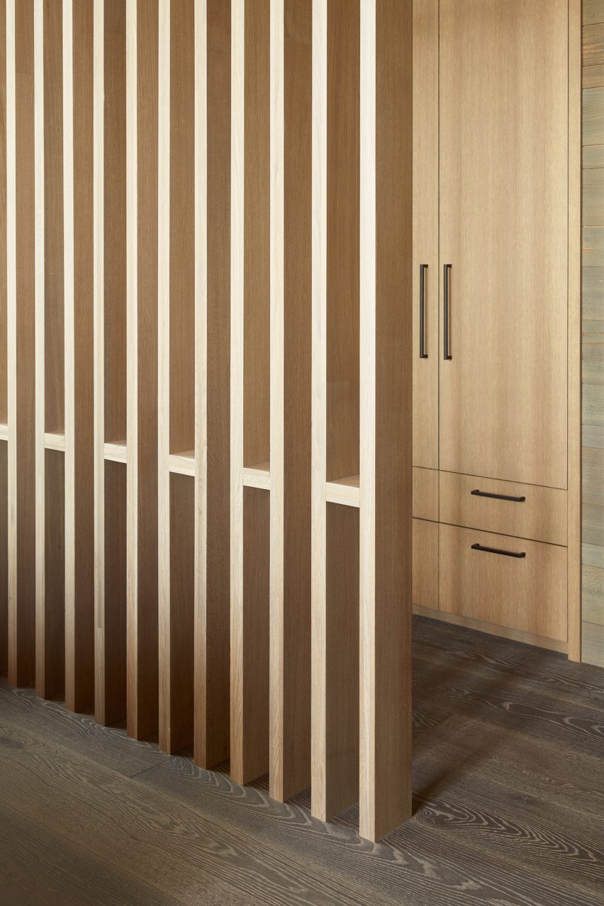 Hillside Sanctuary and guest house by Hoedemaker Pfeiffer in Washington state