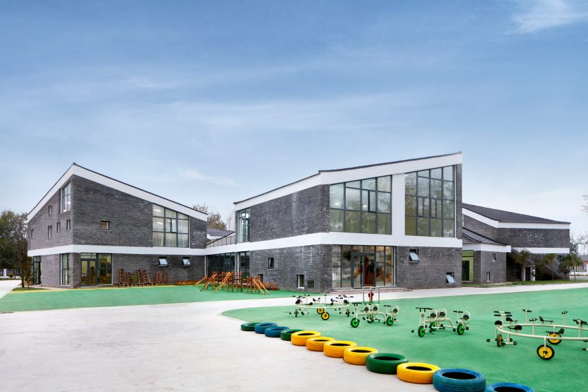 Jiangsu Beisha Kindergarten by Crossboundaries