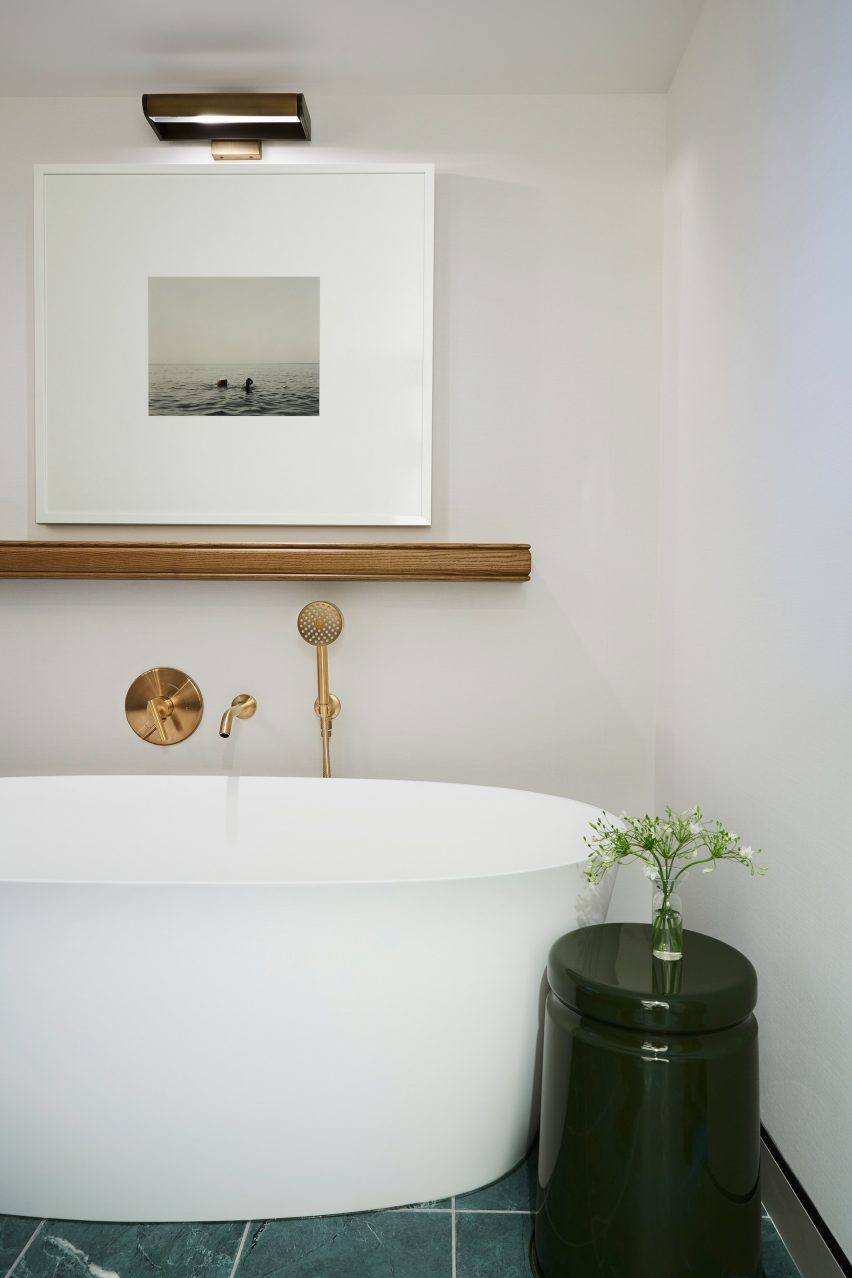 Kimpton Saint George Hotel in Toronto, Canada by Mason Studio