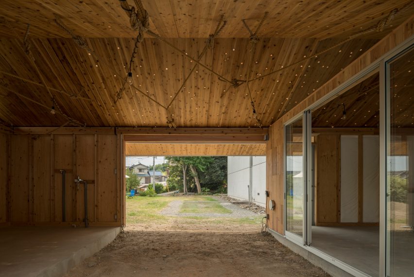 Knothole House by ICADA