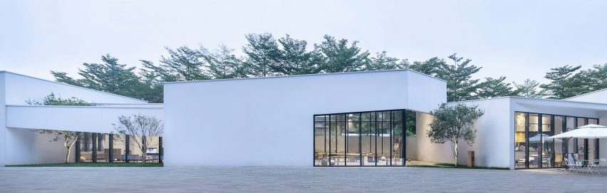 Living Art Pavilion by Mozhao Architects
