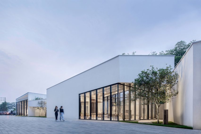 Living Art Pavilion by Mozhao Architects