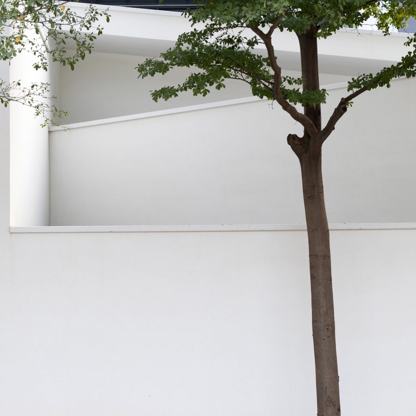 Living Art Pavilion by Mozhao Architects