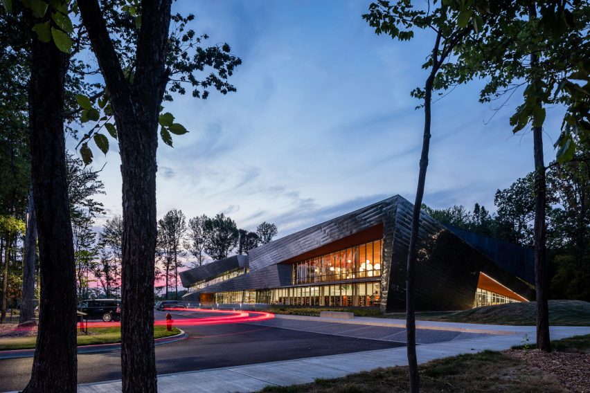 Louisville Free Public Library by MSR Design and JRA Architects