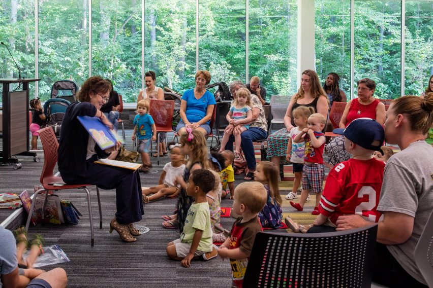 Louisville Free Public Library by MSR Design and JRA Architects