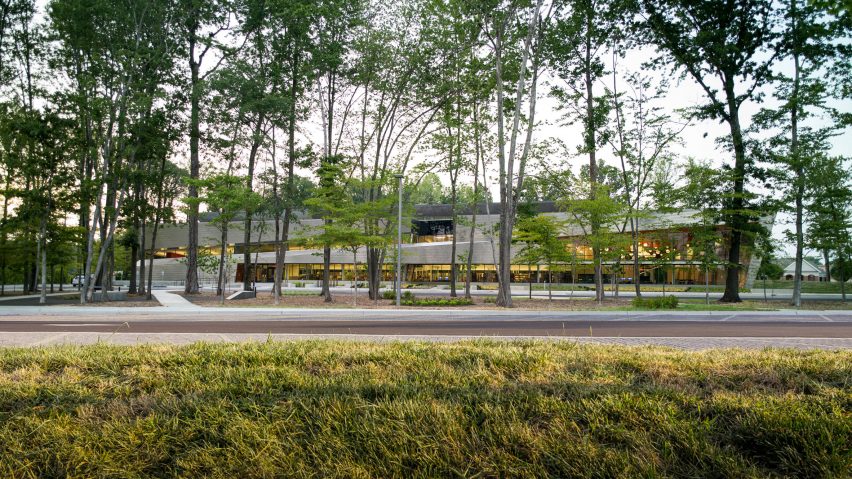Louisville Free Public Library by MSR Design and JRA Architects