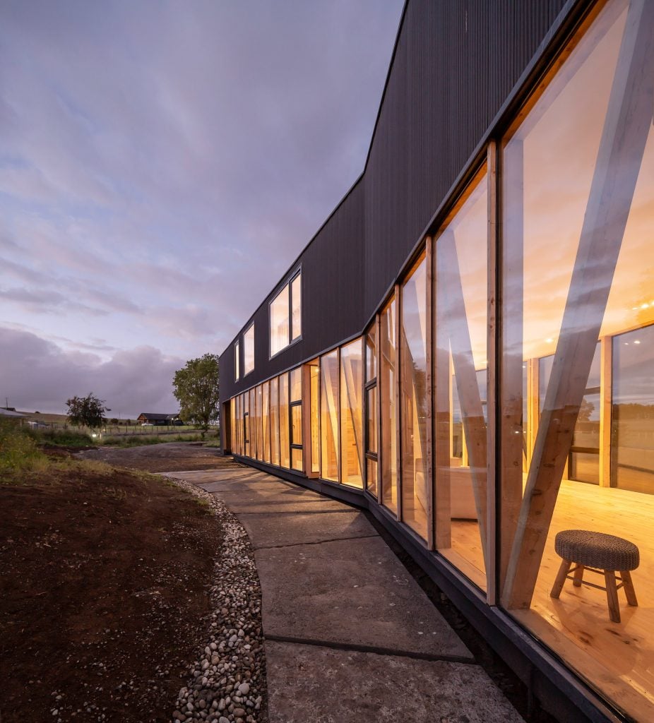 Maitenes House in Chile by Ignacio Correa