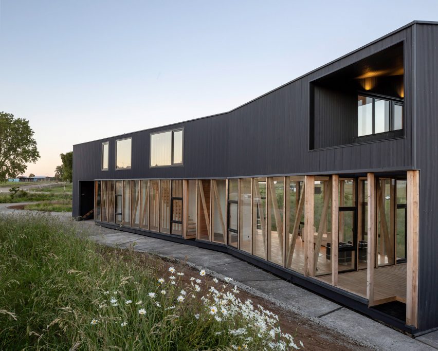 Maitenes House in Chile by Ignacio Correa