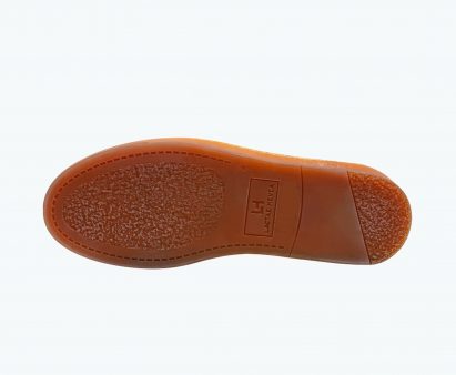 Native makes plant-based sneakers from rubber tree milk and eucalyptus
