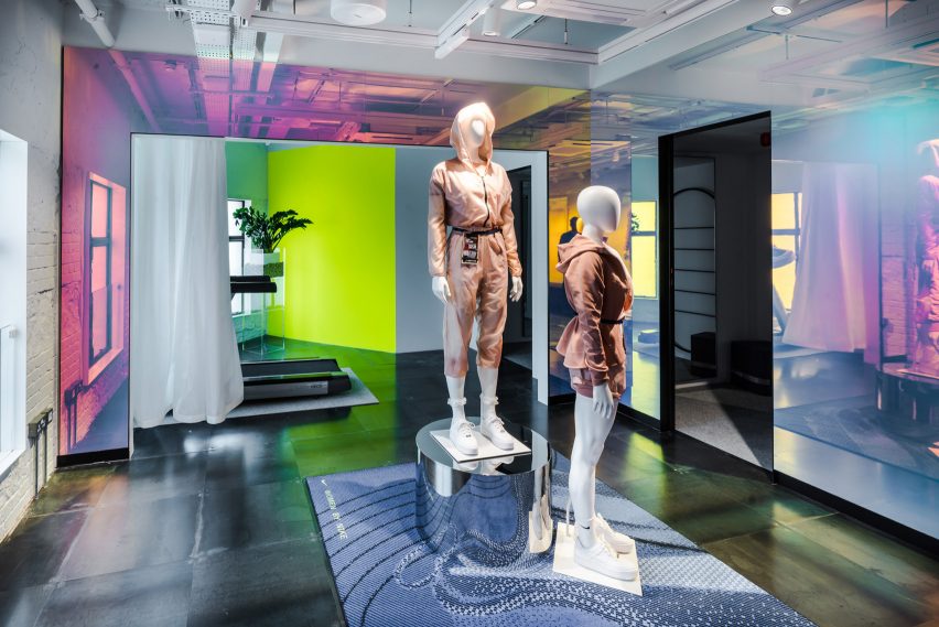 A redesign of the women's floor of Nike's London flagship shops includes plus-size mannequins and para-sport mannequins to model its clothing ranges.