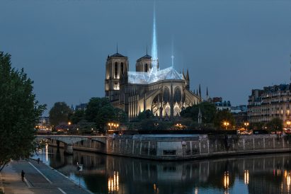 Eight Inc proposal for Notre-Dame Cathedral in structural glass