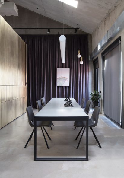 NV-9 office by Alexander Volkov Architects