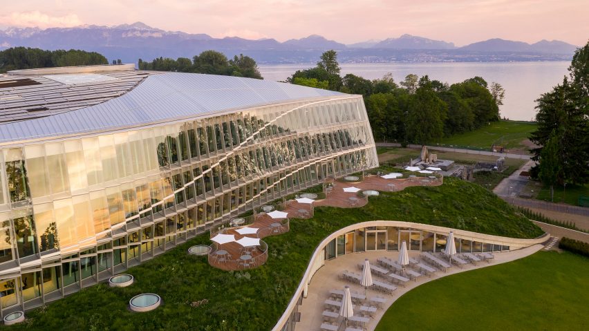 3XN builds new headquarters for the Olympics on shore of Lake Geneva