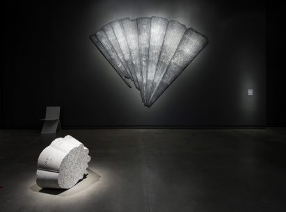 Omer Arbel presents experiments with concrete at Particles for the Built World exhibition